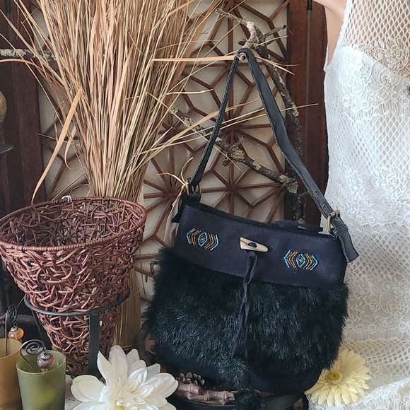 NWOT BO HO BEADED BLACK SUEDE FAUX FUR HANDBAG - Picture 15 of 16